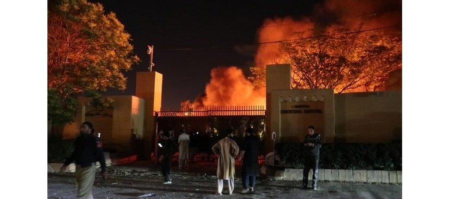 En bombe på Et Pakistansk hotell: en dødelig eksplosjon skjedde i et luksuriøst hotell I Quetta