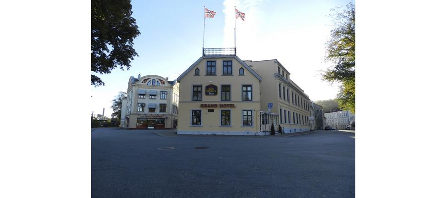 Grand Hotell til salgs