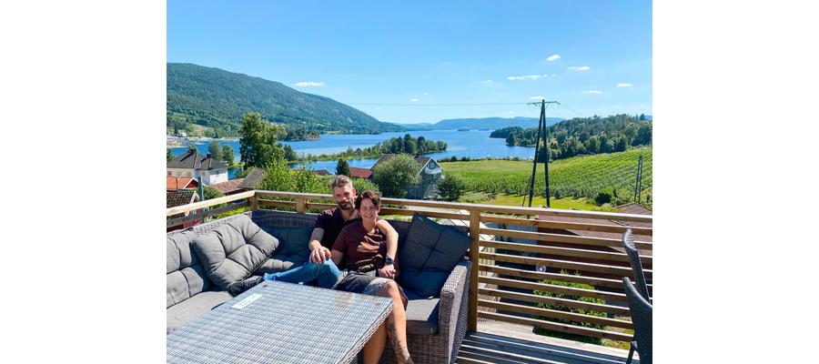 Familien Ellingsrud er de nye eierne på Norsjø hotell: – Jeg falt pladask for dette stedet