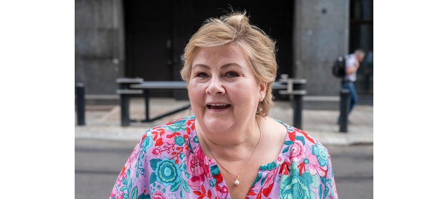 Erna Solberg om kronekursen: – Krevende