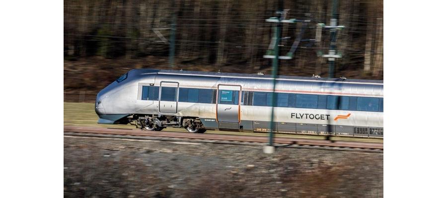 Flytoget snuser på Tønsberg som endestasjon