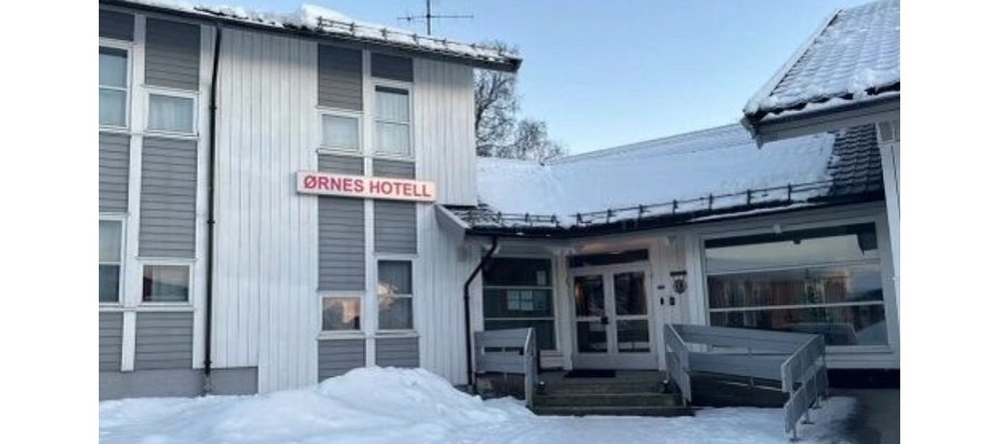 Åpner utested i kjelleren på Ørnes hotell