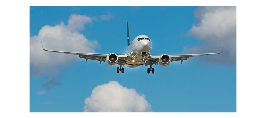 Én av fem som reiste med fly innenriks var utenlandske