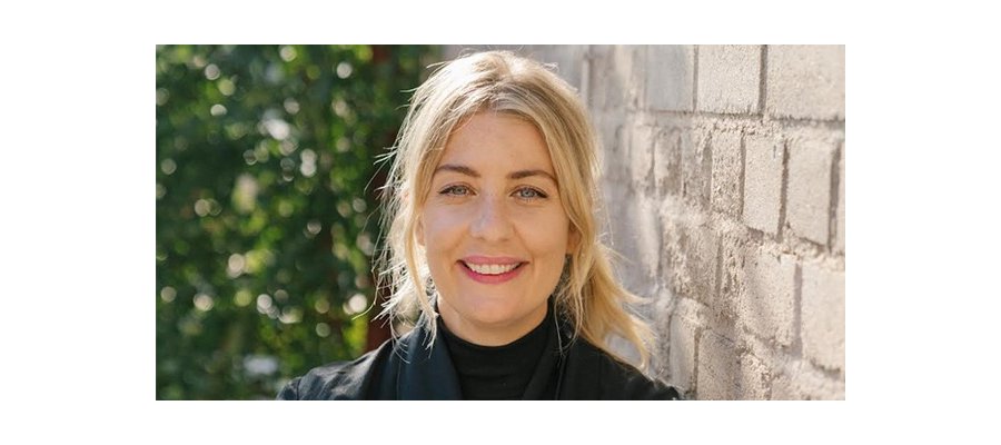 Frida Ronge är nu kreativ ledare för hållbara matupplevelser på Strawberry
