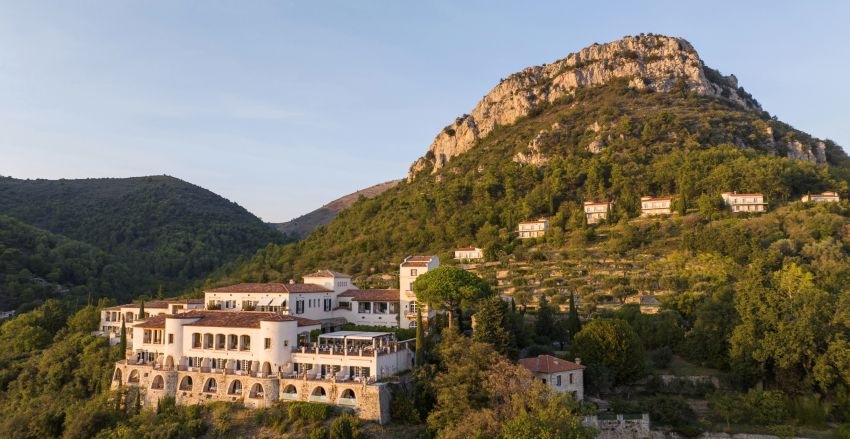 Château Saint-Martin & Spa, Vence, behåller palatsutmärkelsen som en ledande lyxdestination i Frankrike