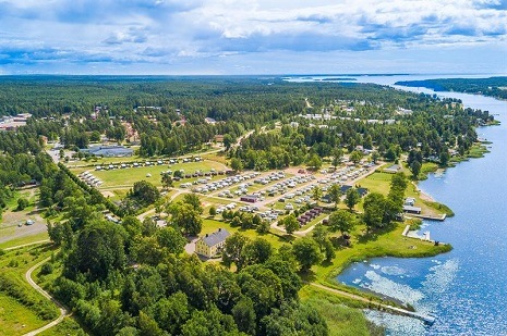 First Camp stärker närvaron i Värmland – förvärvar Sommarviksgruppen