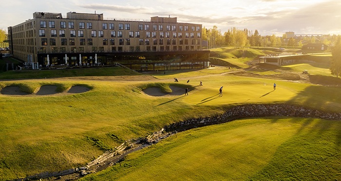 Lily Country Club vant to priser under World Travel Awards